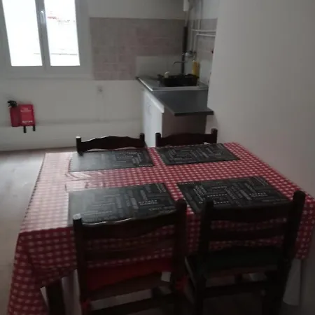 Antoinette * 卡尔卡松